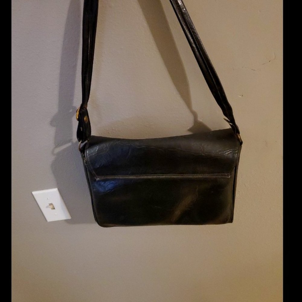 vintage shoulder bag